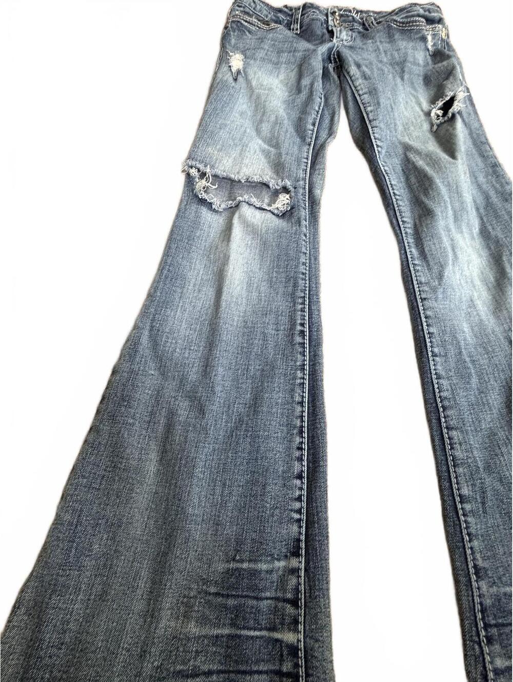 SOLD OUT - Picture 2 of 9